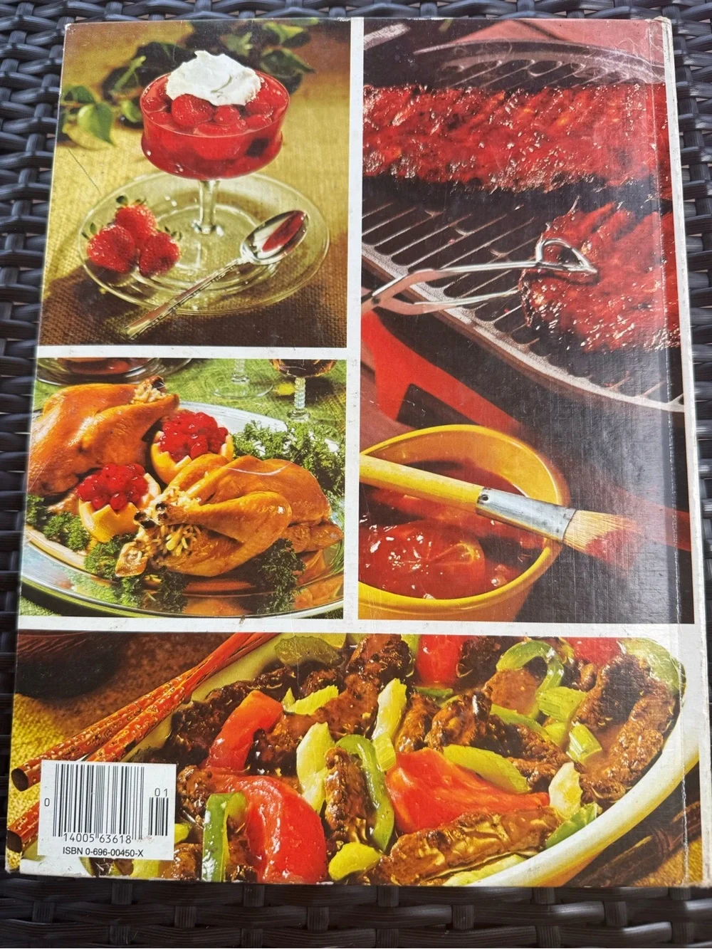 Vintage 1968 Better Homes & Garden Cooking For Two Retro Cookbook